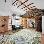 Zen Jungle House By Busch Gardens Sleeps 10 With Outdoor Games And Bikes!
